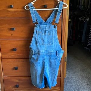 Gap denim overall shorts